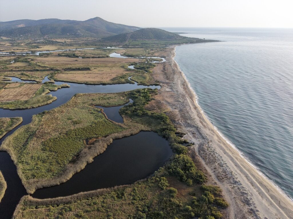 Camoing Ermosa Strand